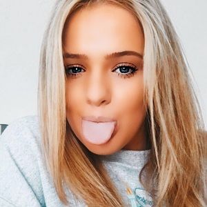 Meet your Posher, Kathryn